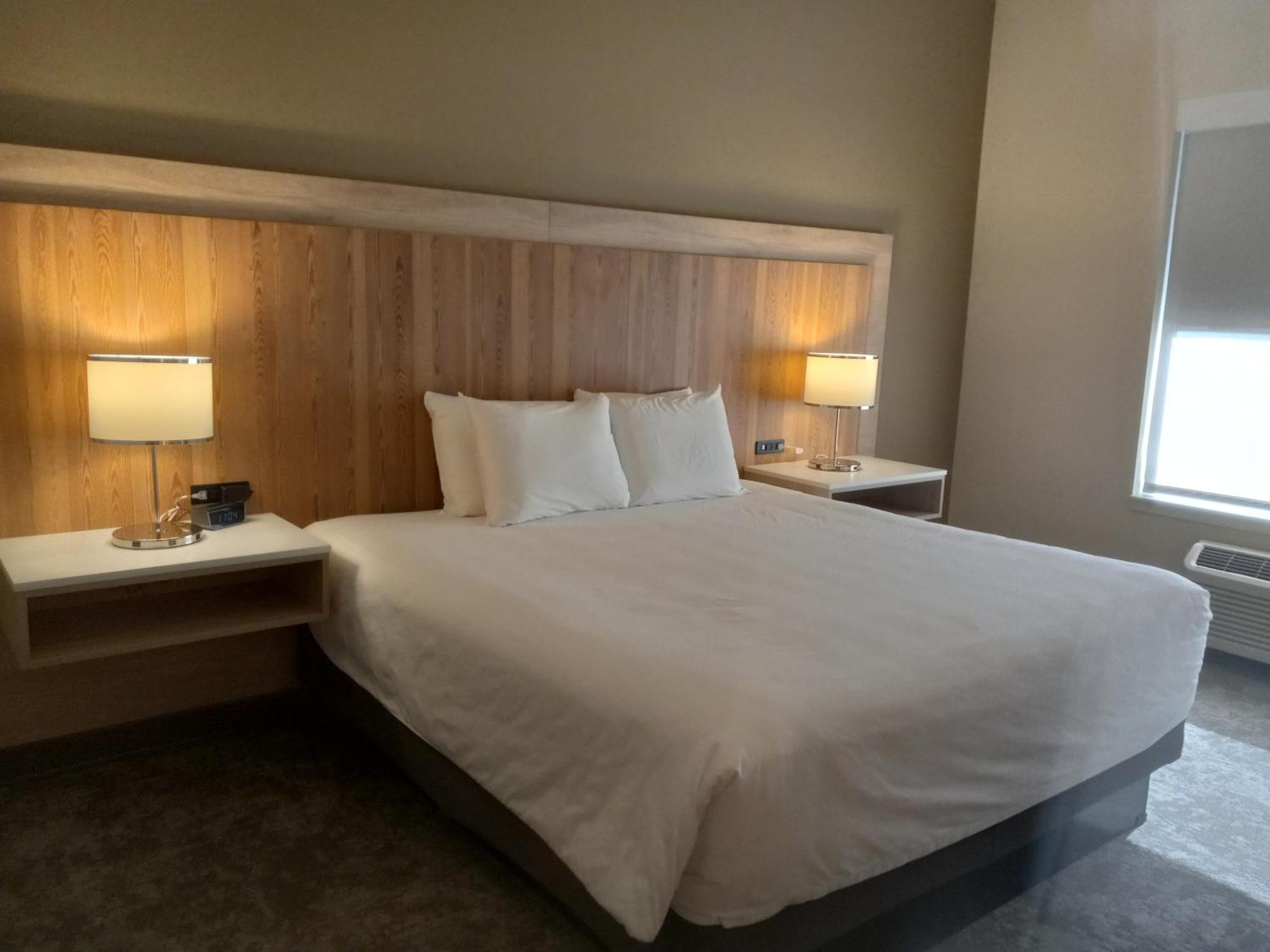 Radisson Hotel Pendleton Airport Exterior photo